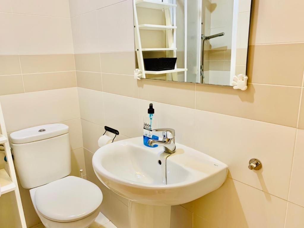 Apartamento Carvajal Beach 丰希罗拉 外观 照片