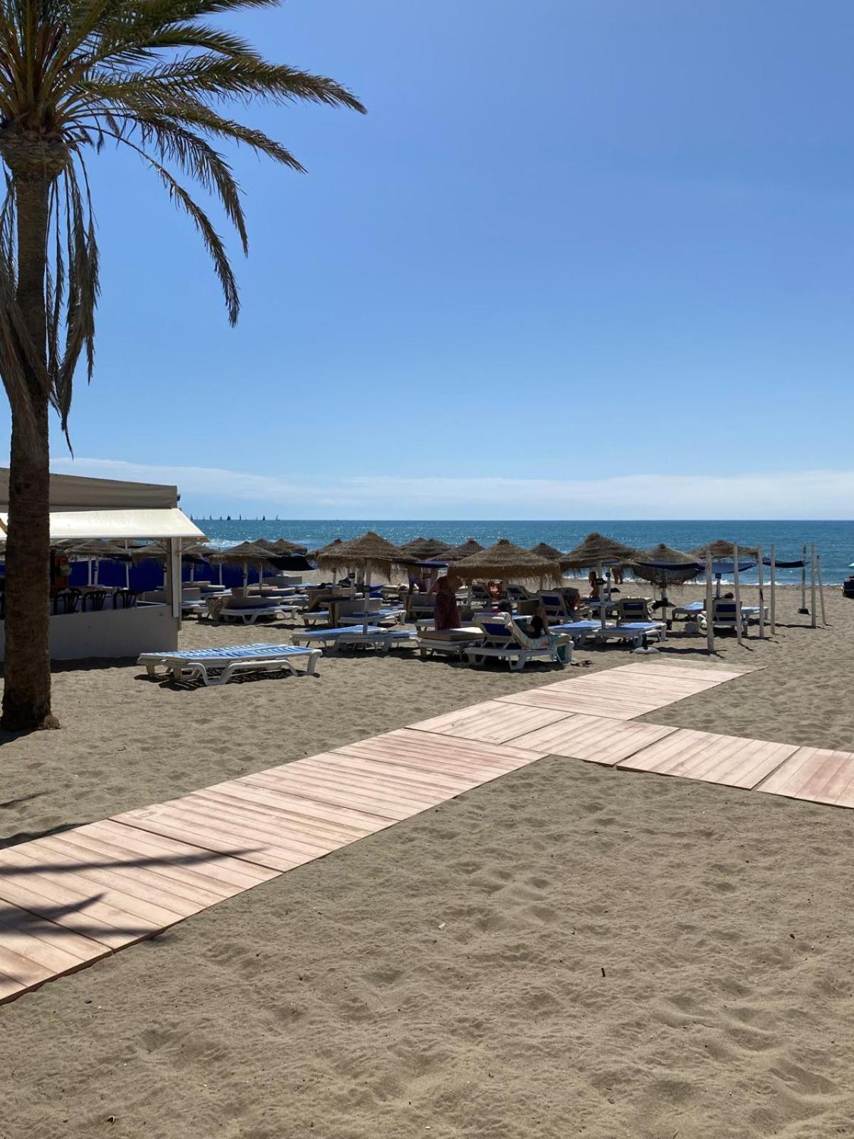 Apartamento Carvajal Beach 丰希罗拉 客房 照片