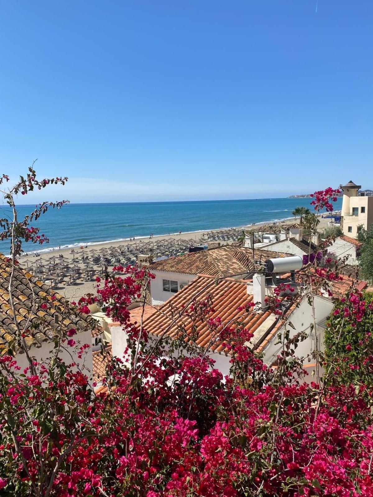 Apartamento Carvajal Beach 丰希罗拉 客房 照片